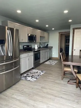 Parkway Yellowstone Guest Apartment